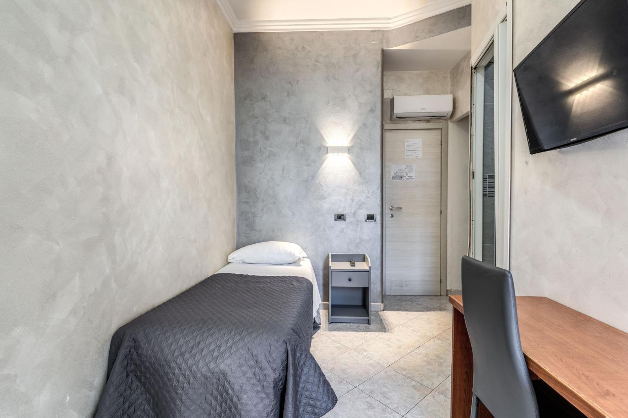 Hotel Family House Roma
