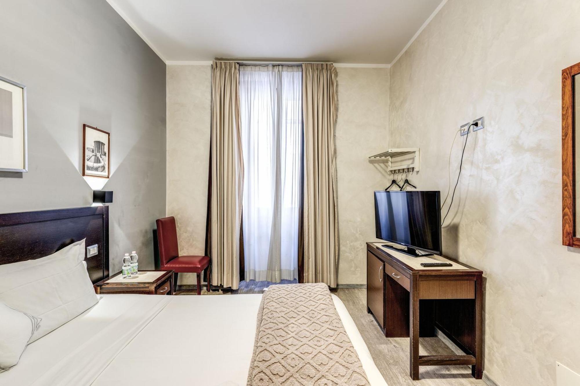 Hotel Family House Roma